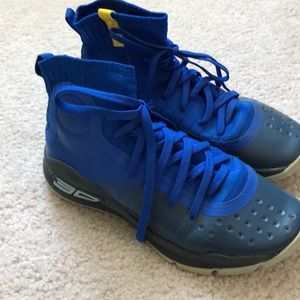 Steph Curry for Under Armour 4Y gently used basketball shoes